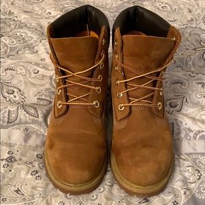 Timberland Rust Nubuck color size 7